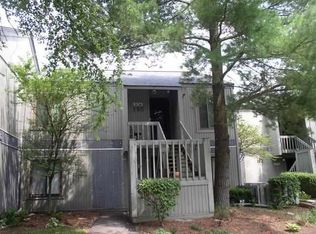 9373 S Lake Ridge Dr, Bloomington, IN 47401