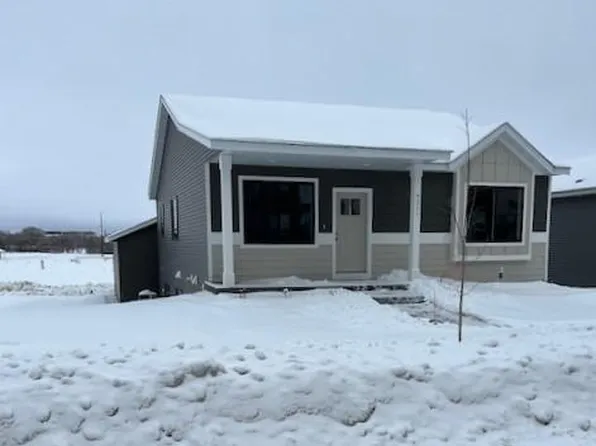 5311 56th St NW, Rochester, MN 55901