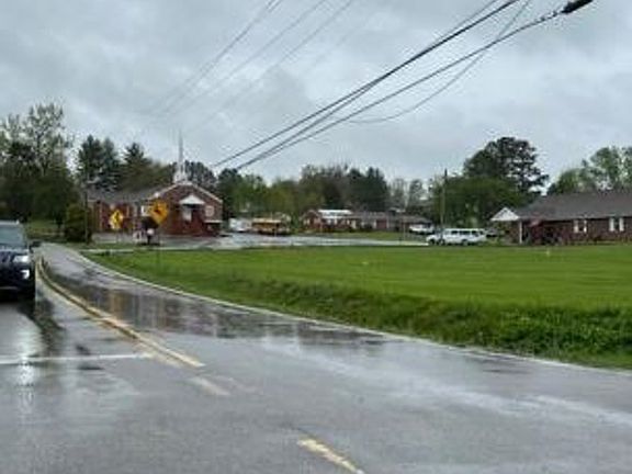 Exterior Neighborhood (street photo)