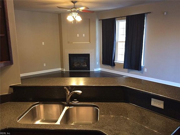 5th image of 3023 Pleasant Ave #B