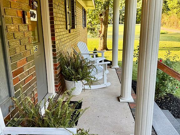 3rd image of 1206 Cossey Dr