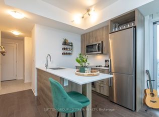 805 Carling Ave #1601, Ottawa, ON K1S 5W9