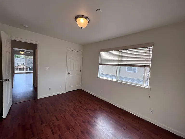 407 W Napa St #C — Photo 4