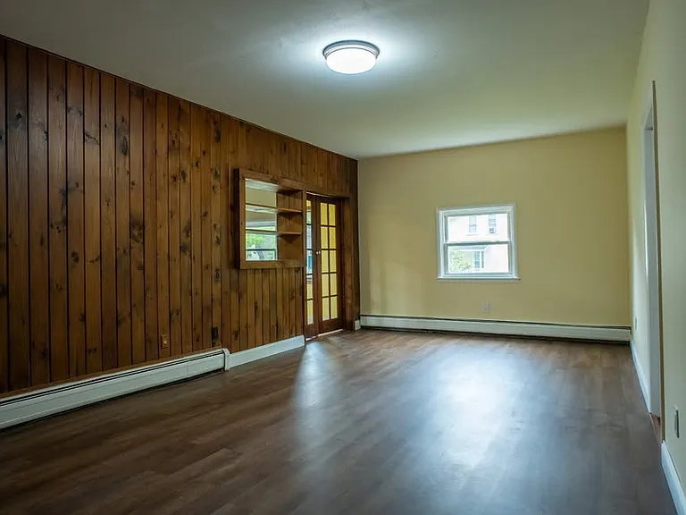 225 Upper Sherman Ave #1 — Photo 5