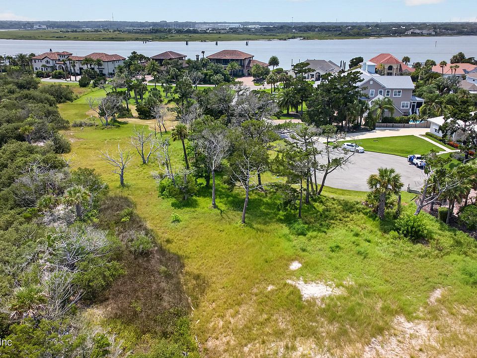 1st image of 115 FIDDLER CRAB Lane