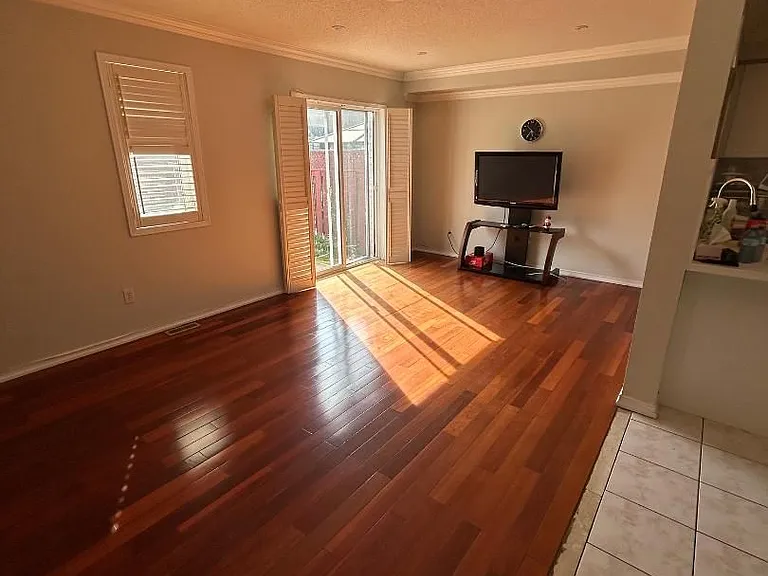 52 Treasure Dr — Photo 5