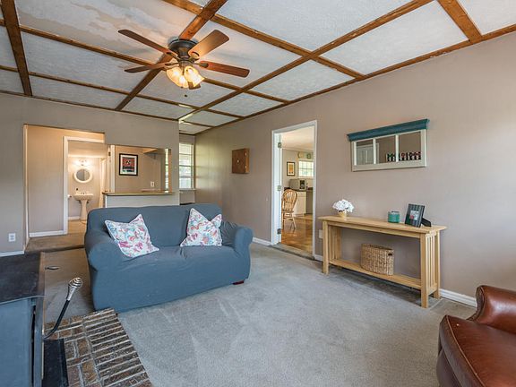 4th image of 1201 Timbergrove Dr