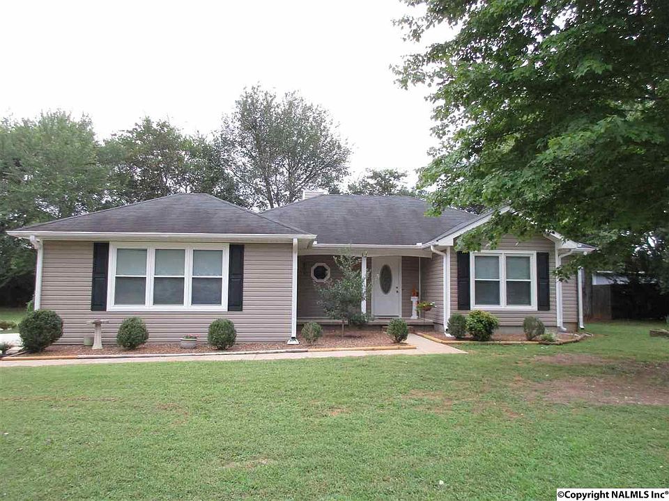 1st image of 112 Buckridge Dr