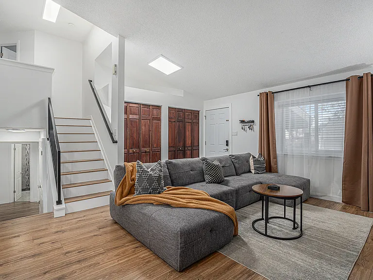 12160 Birch St — Photo 2