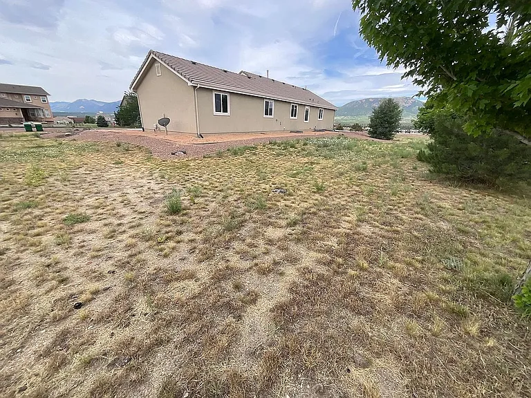 Spacious lot with room for outdoor funA