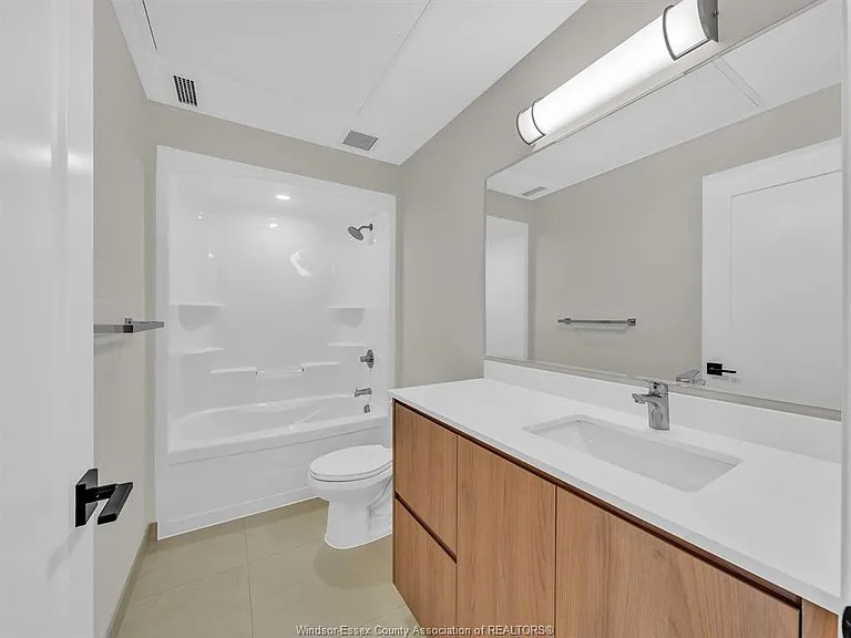 11646 Tecumseh Rd E #300 — Photo 20