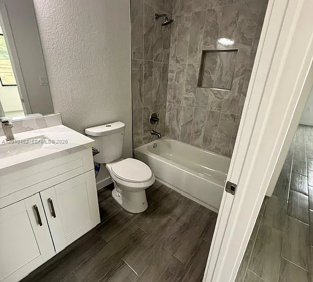 6140 SW 39th St #6140 — Photo 5