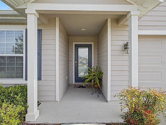2nd image of 25199 NW 8TH ROAD