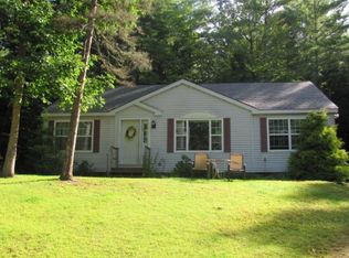 31 Colony Ln, New Hampton, NH 03256
