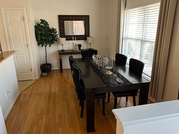 5th image of 11469 Abbots Cross Ln