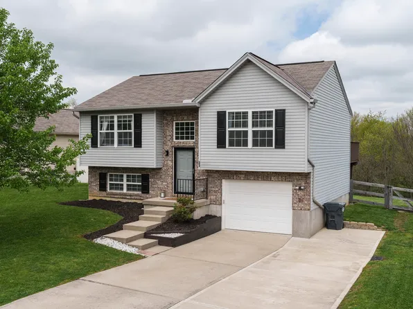 348 Rocky Pointe Ct, Walton, KY 41094