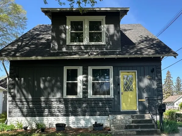203 S 10th St, Cherokee, IA 51012