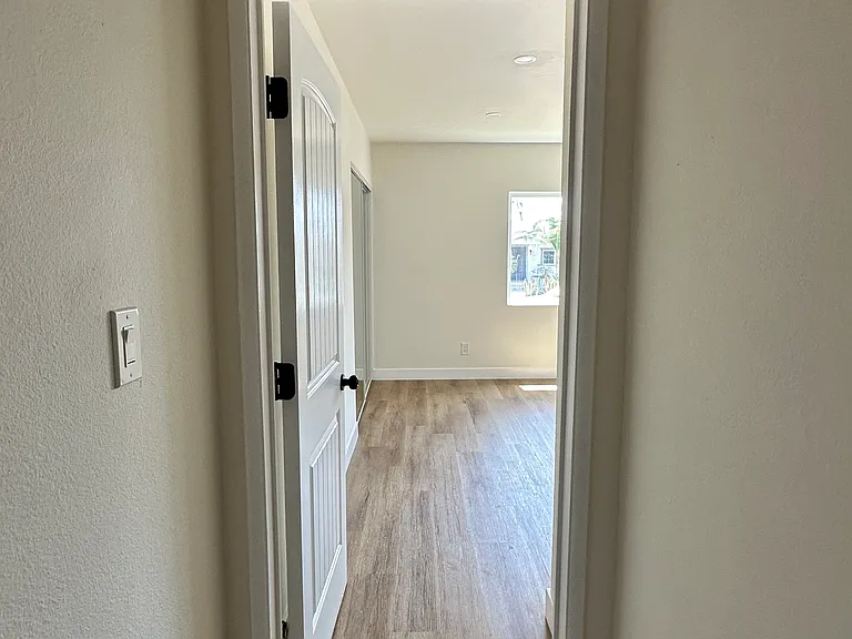 3925 W 118th St #A — Photo 16