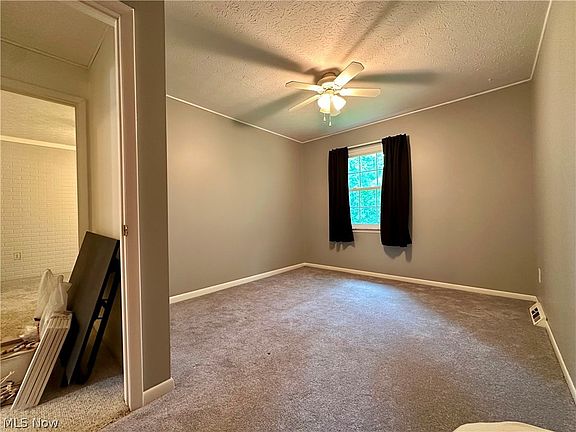 4th image of 1780 Rolling Hills Dr APT F