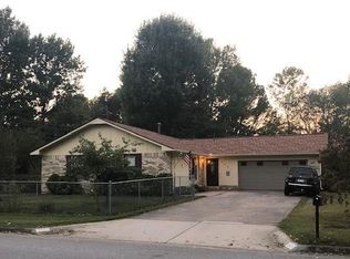 3001 N Loxley Ave, Fayetteville, AR 72703