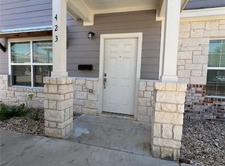 423 Spring St, Mc Gregor, TX 76657