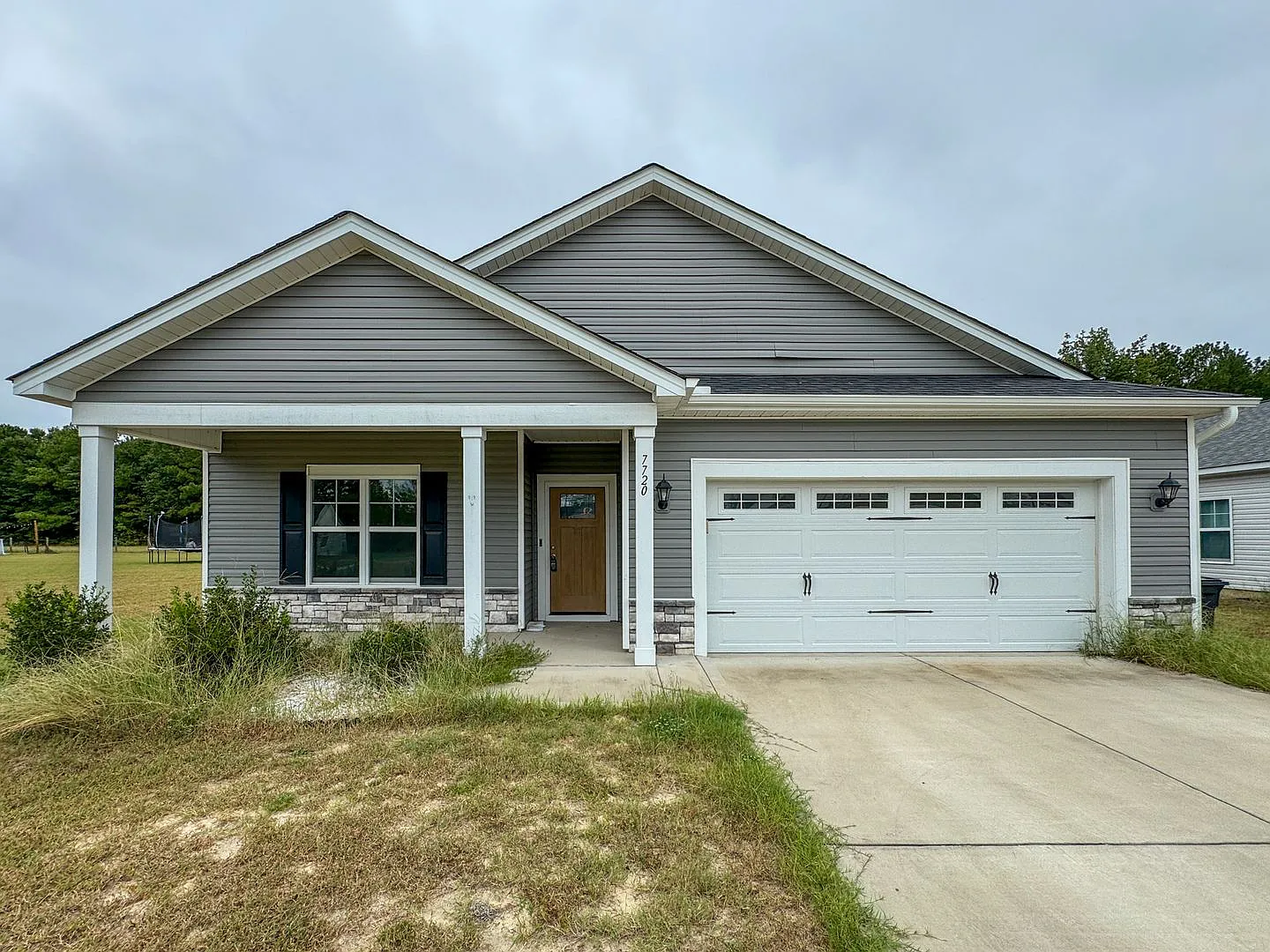 Beautiful 4 Bed 2 Bath Home in Fayetteville — Photo 1