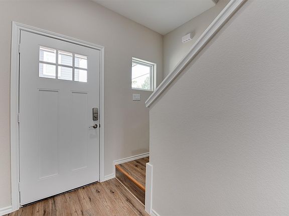 4th image of 8202 Homewood Rd #A