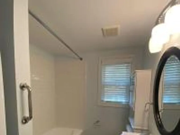 605 N Greensboro St — Photo 7