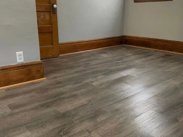 123 Wayzata St — Photo 8