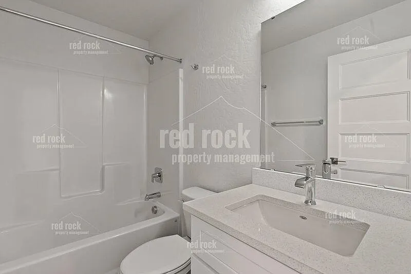 2 bed, $1,899 — Photo 4