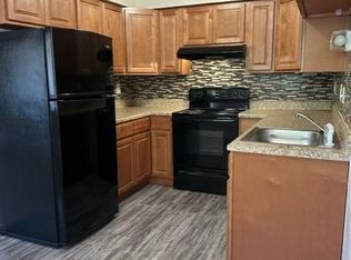 3017 E B Street Rd APT E, Belleville, IL 62221