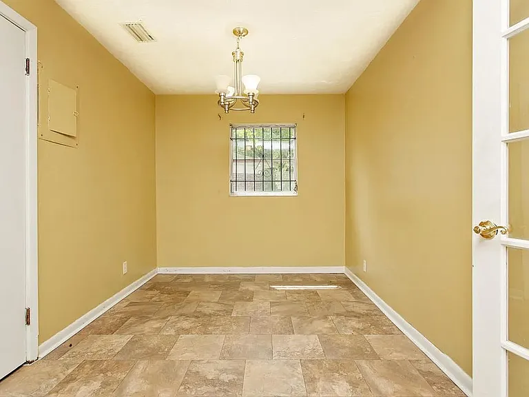 6172 Pettiford Dr W — Photo 8