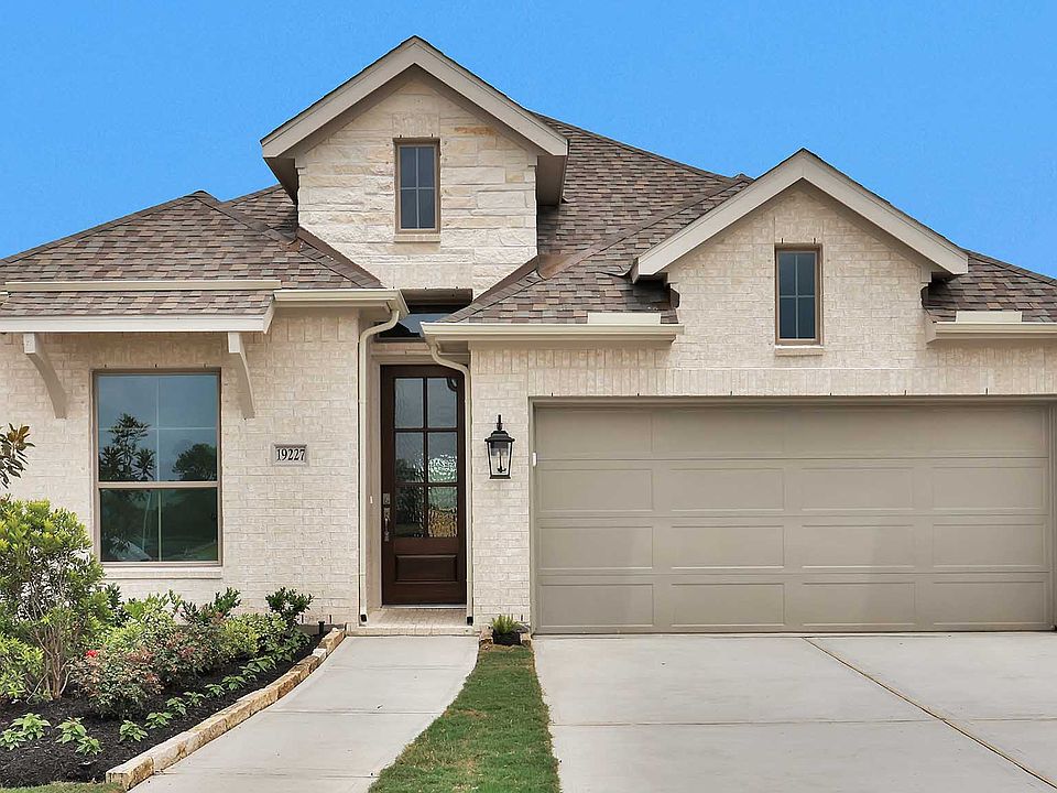 1st image of 19227 Satsuma Ridge Dr