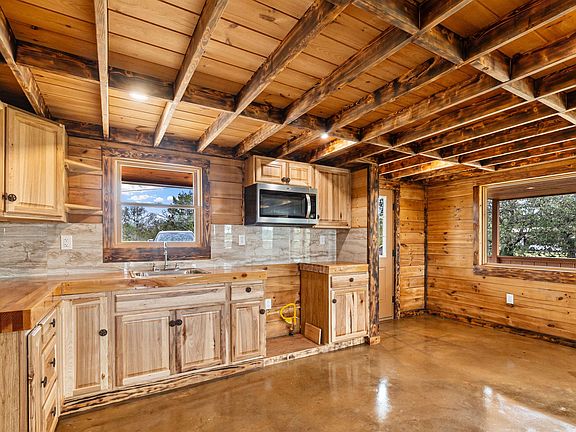 5th image of 220 County Road 139A Road