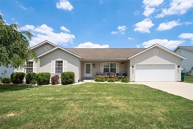 1st image of 909 Jenna Lee Ln