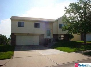 6609 N 112th St, Omaha, NE 68164