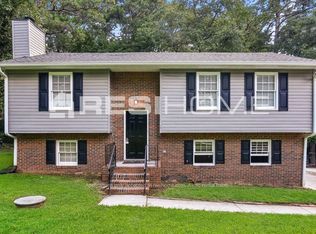 130 Triple Crown Ln, Ellenwood, GA 30294