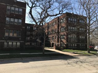 112 1/2 Lincoln Ave APT 2H, Riverside, IL 60546