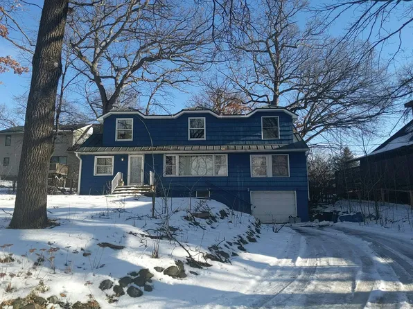 1950 Lancaster Ln N, Plymouth, MN 55441