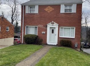 452 Ridgemont Dr, Pittsburgh, PA 15220