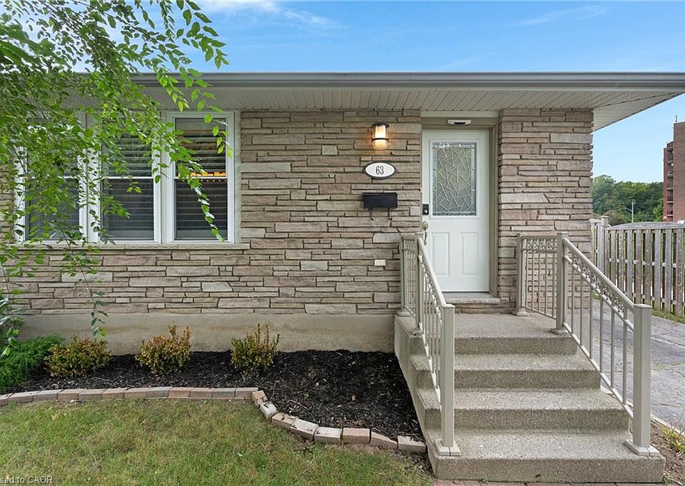 1st image of 63 Cedarhill Cres