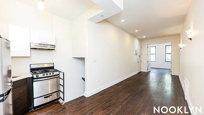 Rented by Nooklyn NYC LLC | media 17