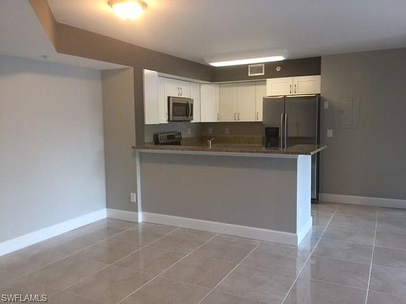 3rd image of 1265 Wildwood Lakes Blvd #3105
