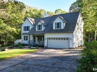 3 Rachel Ln, Voluntown, CT 06384