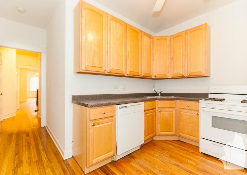 1st image of 1450 W Grace St #1458-3