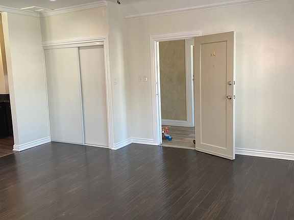 5th image of 5522 Sierra Vista Ave APT 14