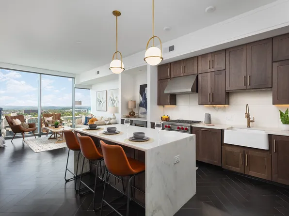 1616 W End Ave #2910, Nashville, TN 37203