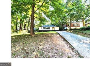 2924 Sylvan Rd, East Pt, GA 30344