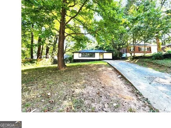 2924 Sylvan Rd, East Pt, GA 30344