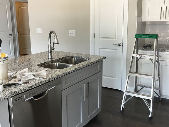 Selected the floors& island.